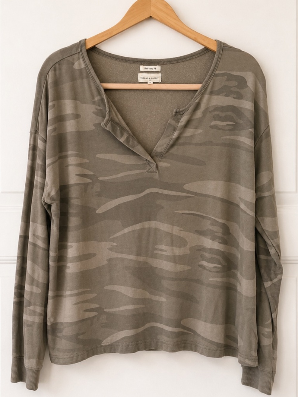 Thread & Supply Camo Long Sleeve Split Neck Top Size M